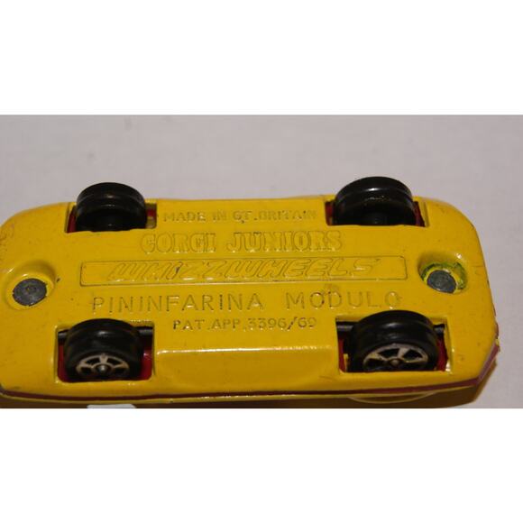 Corgi junior RARE Whizz wheels Pininfarina modulo Pat arp 3396/69 Classic R350 - Picture 10 of 10